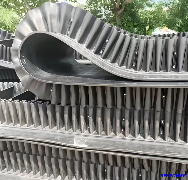 High Performance Black Sidewall Conveyor Belt/with Molded Edges/25Mpa
