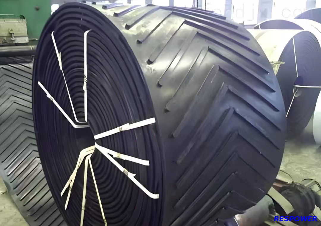 Chevron Conveyor Belt/Rubber Conveyor Belt/Herringbone Anti-skid Conveyor Belt/High Wear Resistance