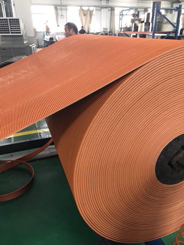 Rough Top Conveyor Belt/Multi-layer Rubber Belt/Anti-skid And Wear-resistant Conveyor Belt/Special Climbing Belt
